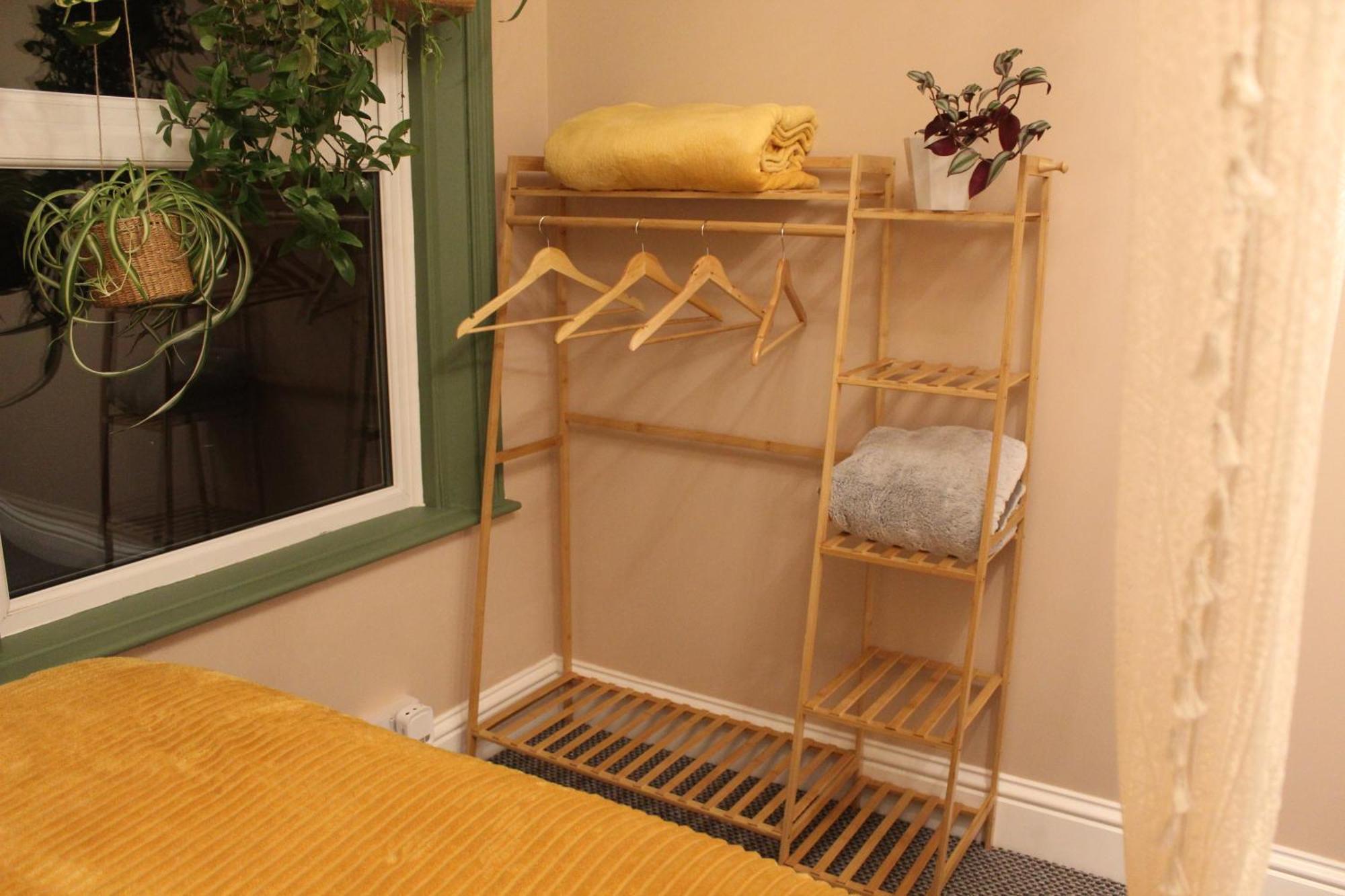 Peacehaven Retreat - 4 Minutes From The Beach! Pet Friendly! Weymouth Eksteriør bilde