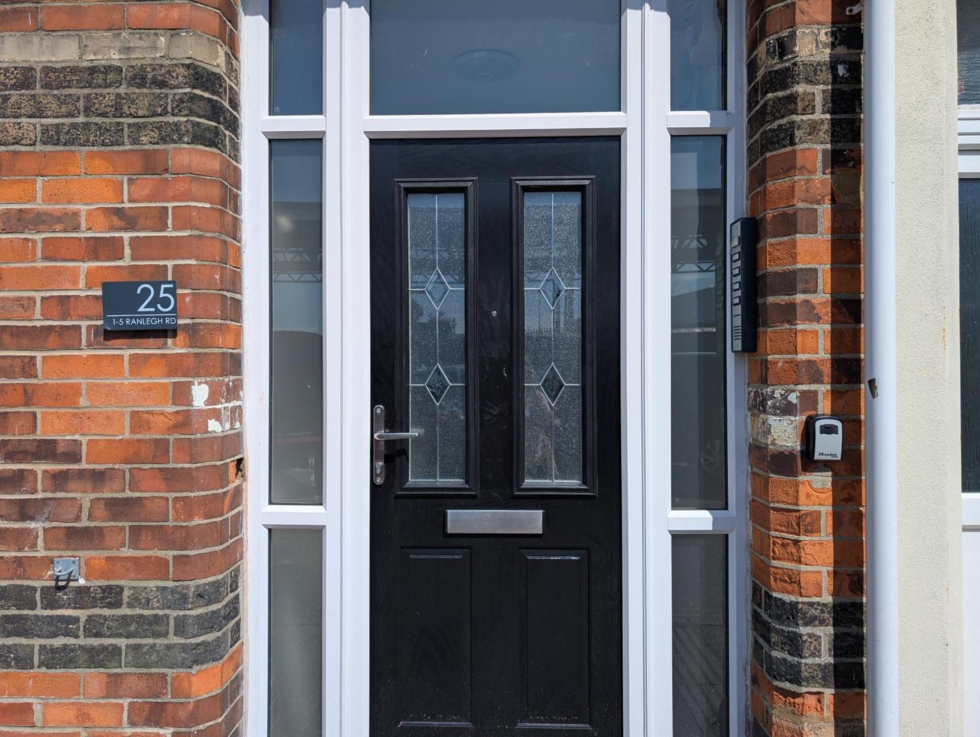 Peacehaven Retreat - 4 Minutes From The Beach! Pet Friendly! Weymouth Eksteriør bilde